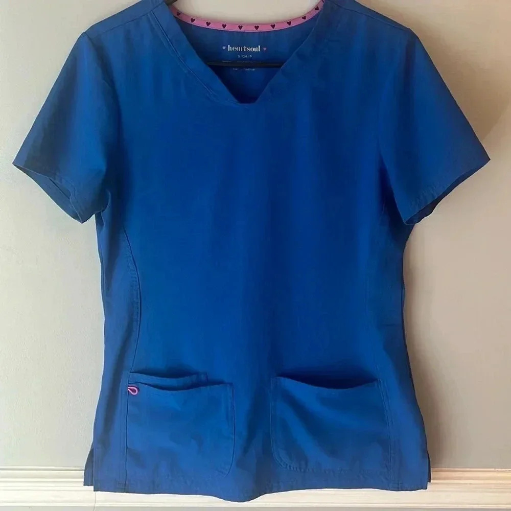 Heart soul Women’s royal blue scrub top size Small petite